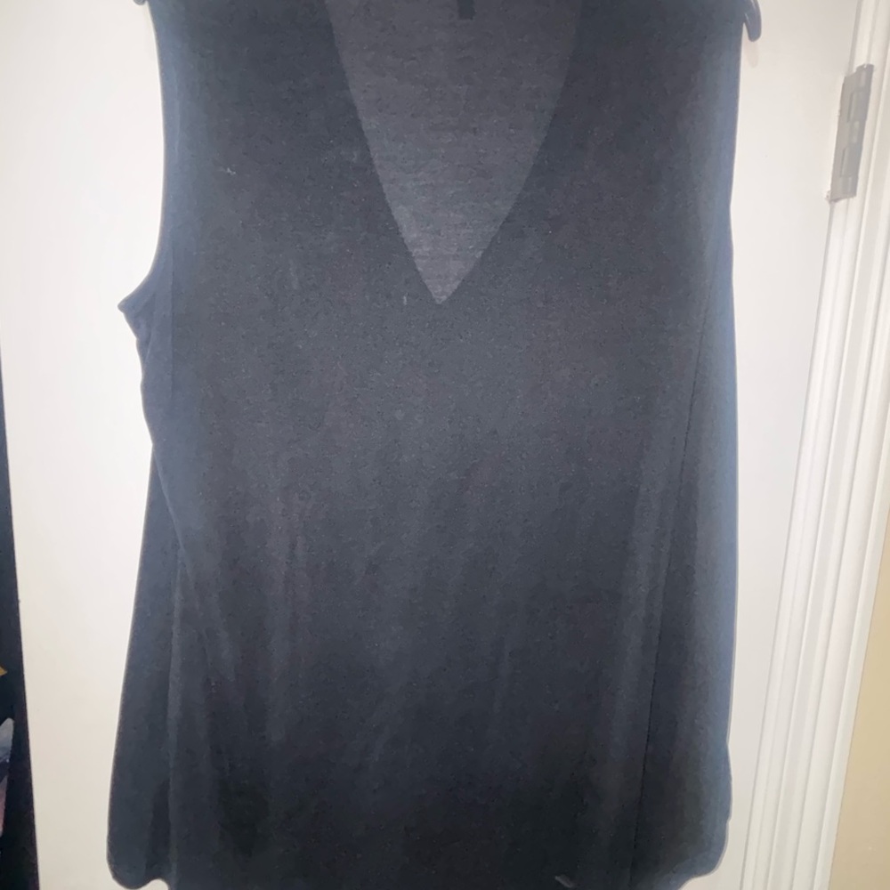 BCBG Black V-Neck Sleeveless Women's Top